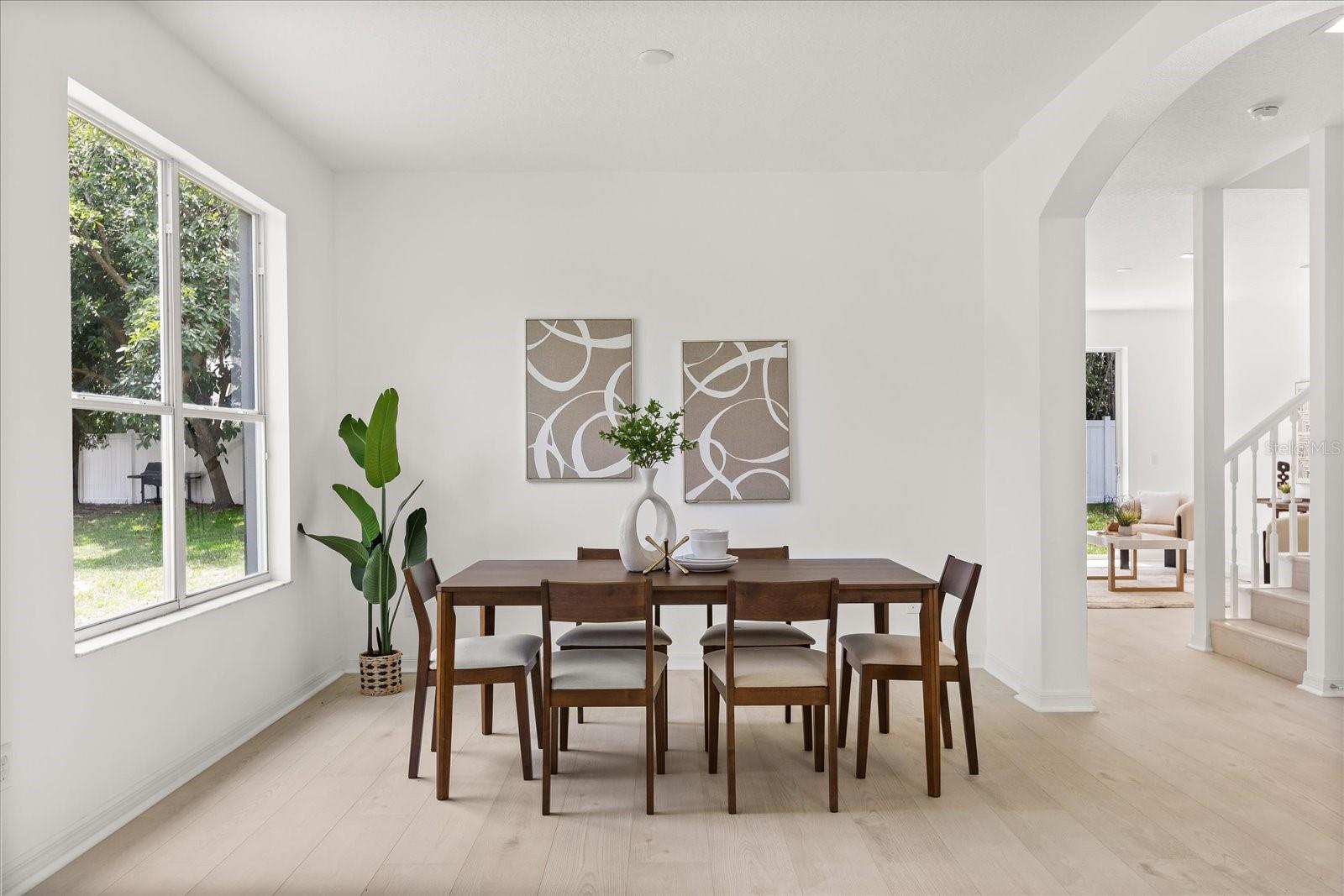 Image 4 of 34 For 14927 Faversham Circle