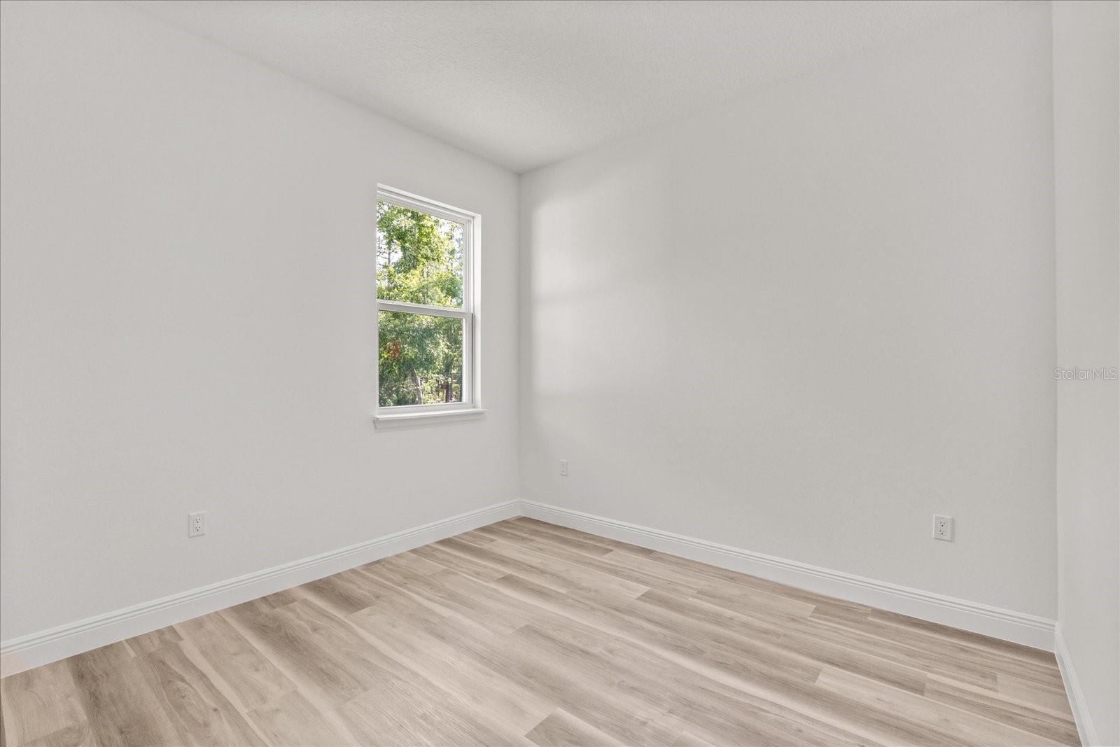 Listing photo id 26 for 3863 Galleon Street