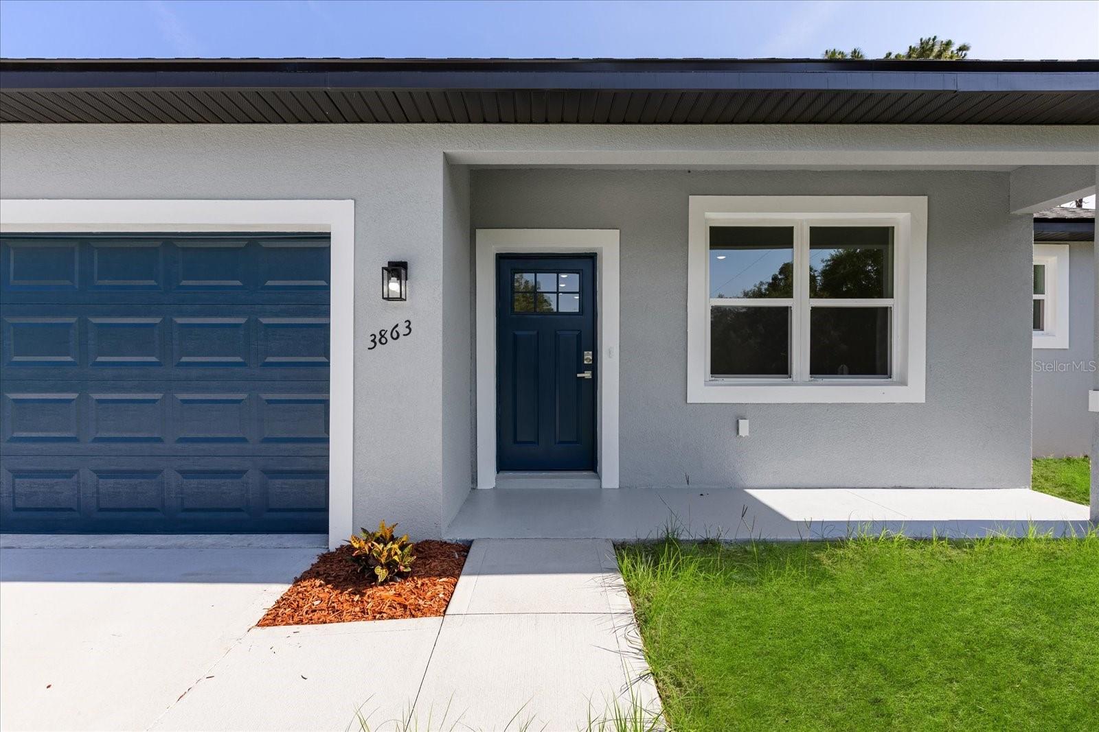 Listing photo id 1 for 3863 Galleon Street