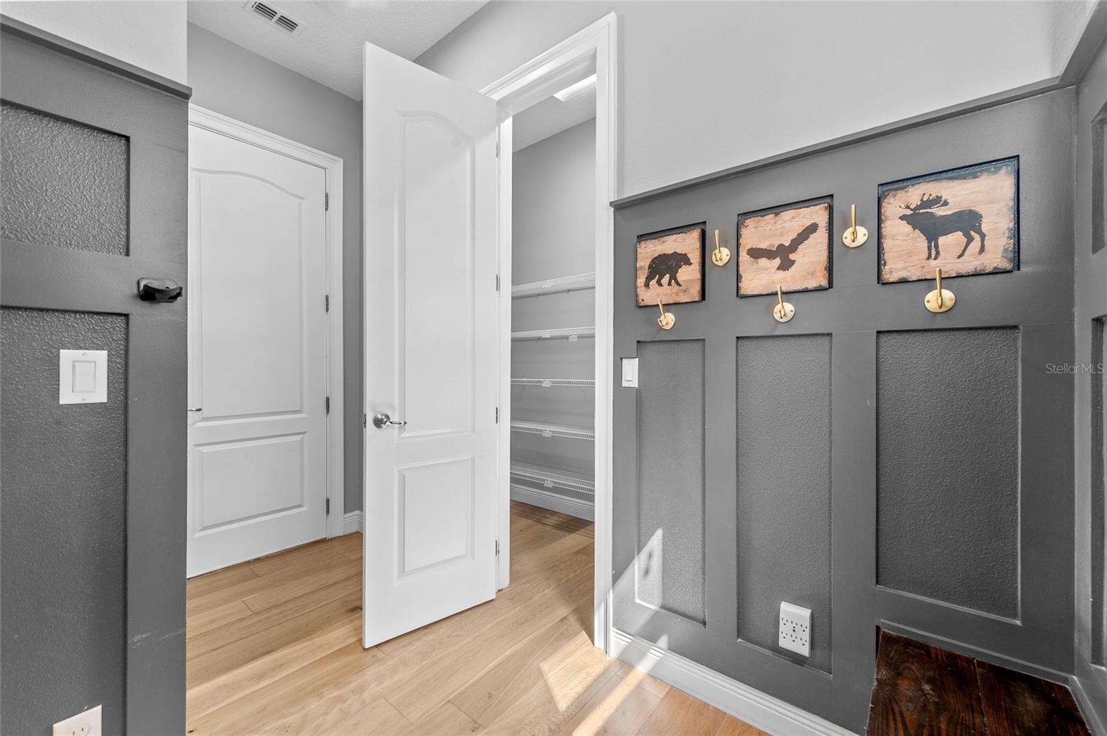 Image 15 of 48 For 808 Sherbourne Circle