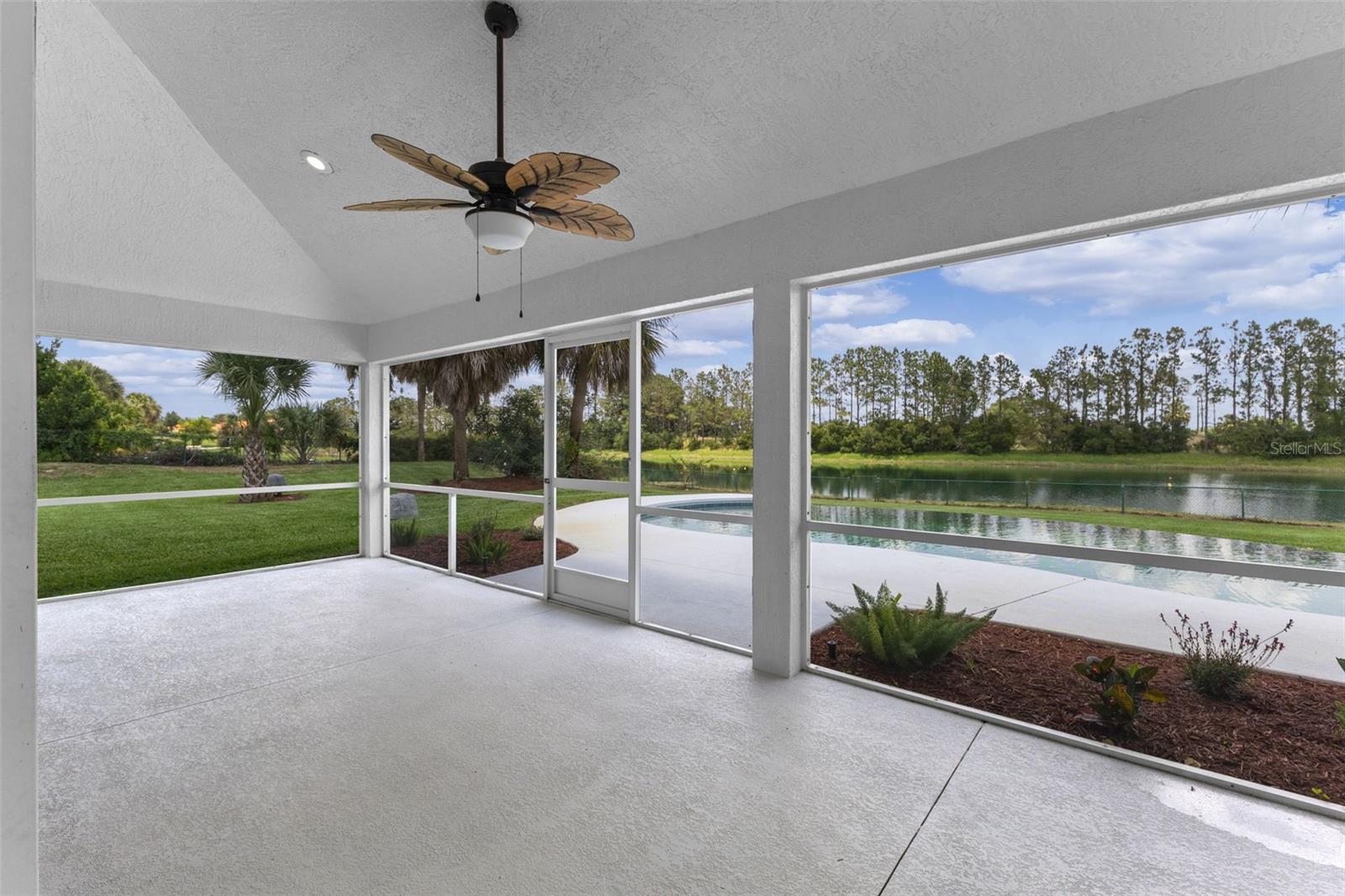 Image 22 of 34 For 12508 Lake Denise Boulevard