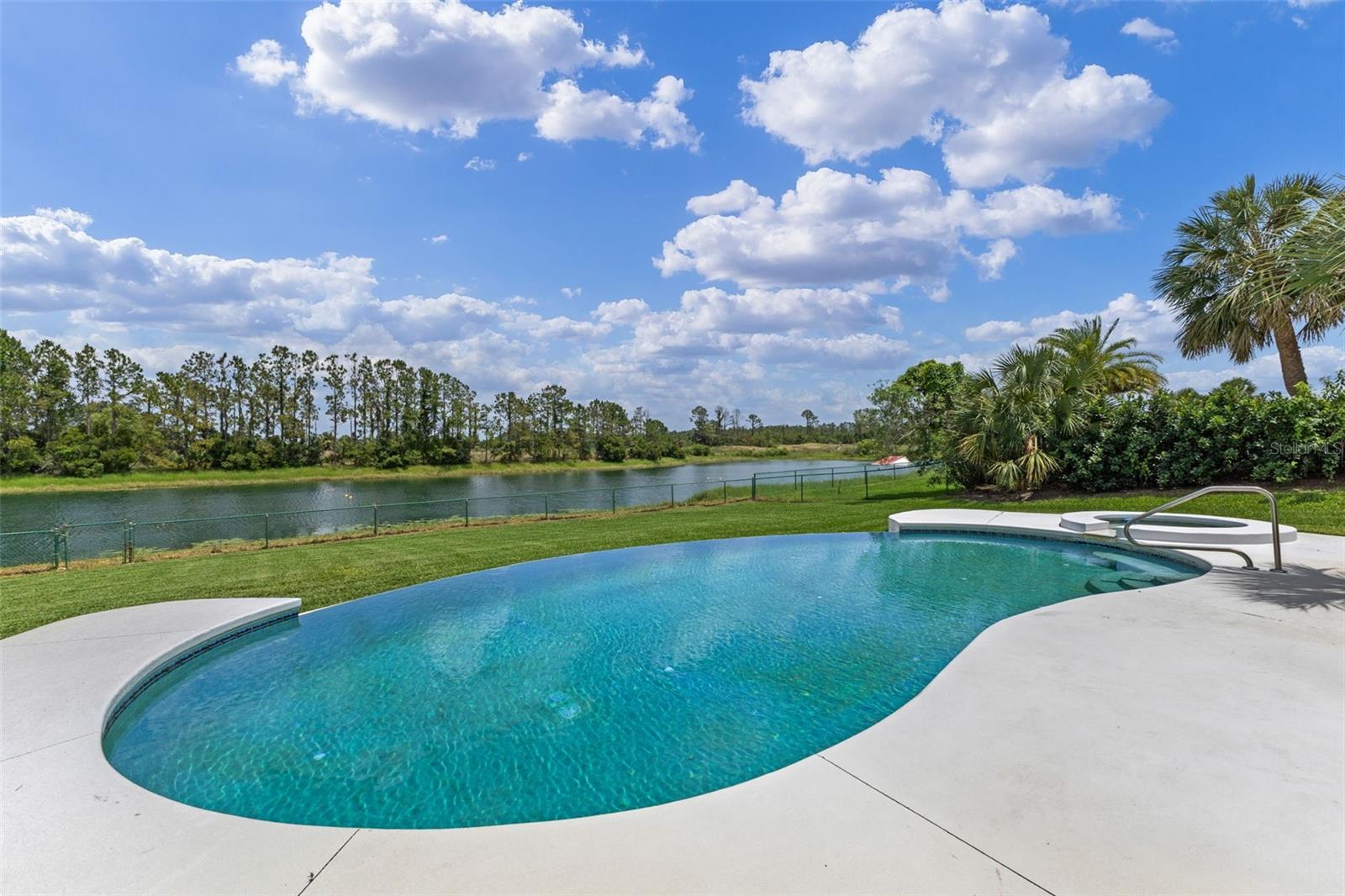 Image 27 of 34 For 12508 Lake Denise Boulevard
