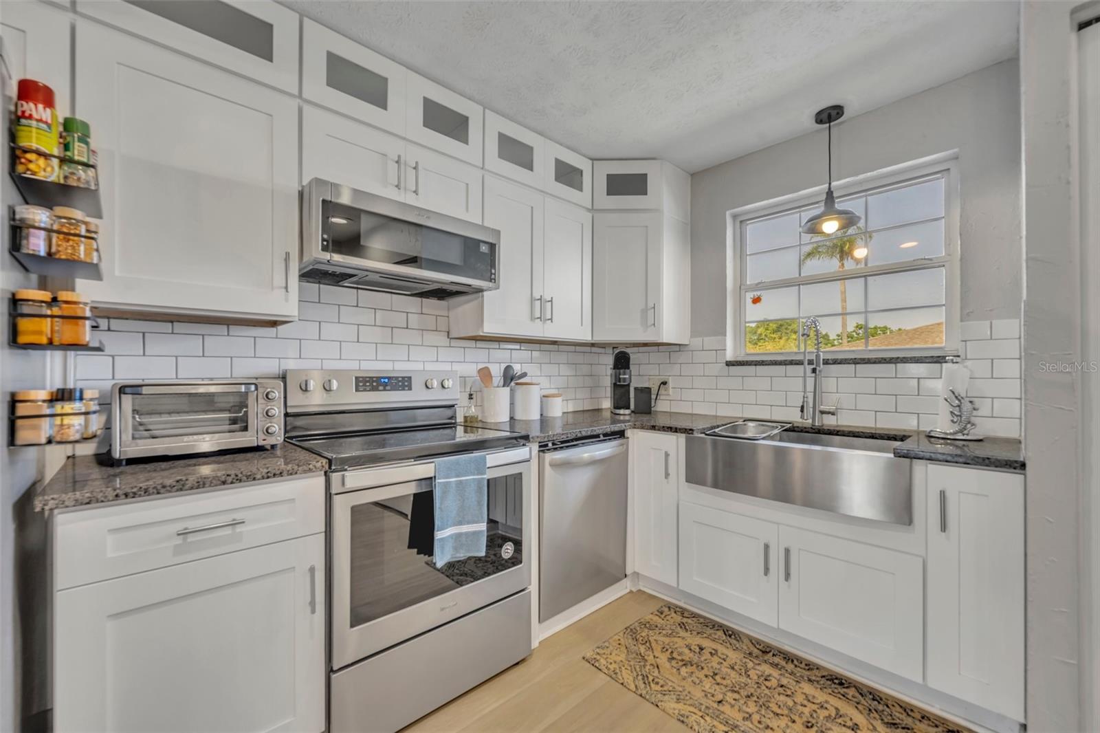 Image 7 of 24 For 4306 Lake Underhill Road C