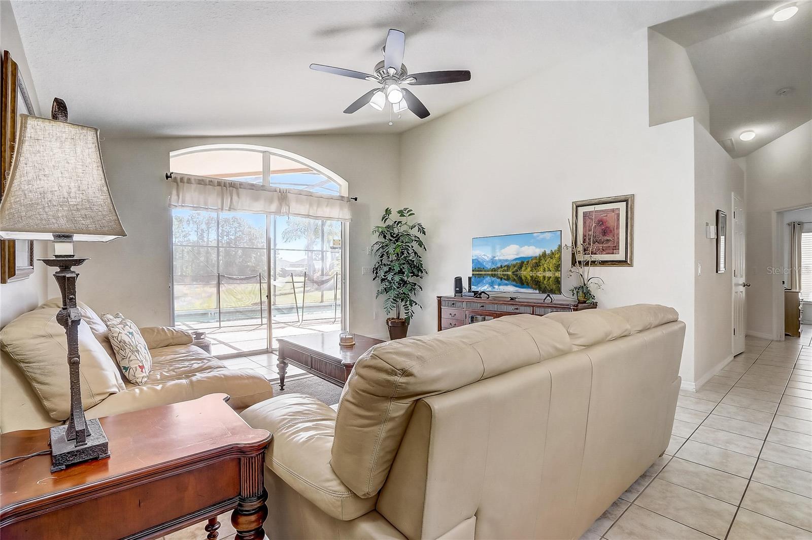 Image 14 of 63 For 927 Orange Cosmos Boulevard