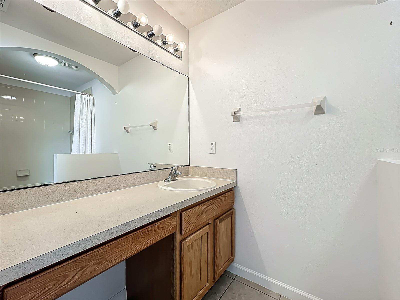Image 34 of 97 For 16724 Cedar Crest Drive