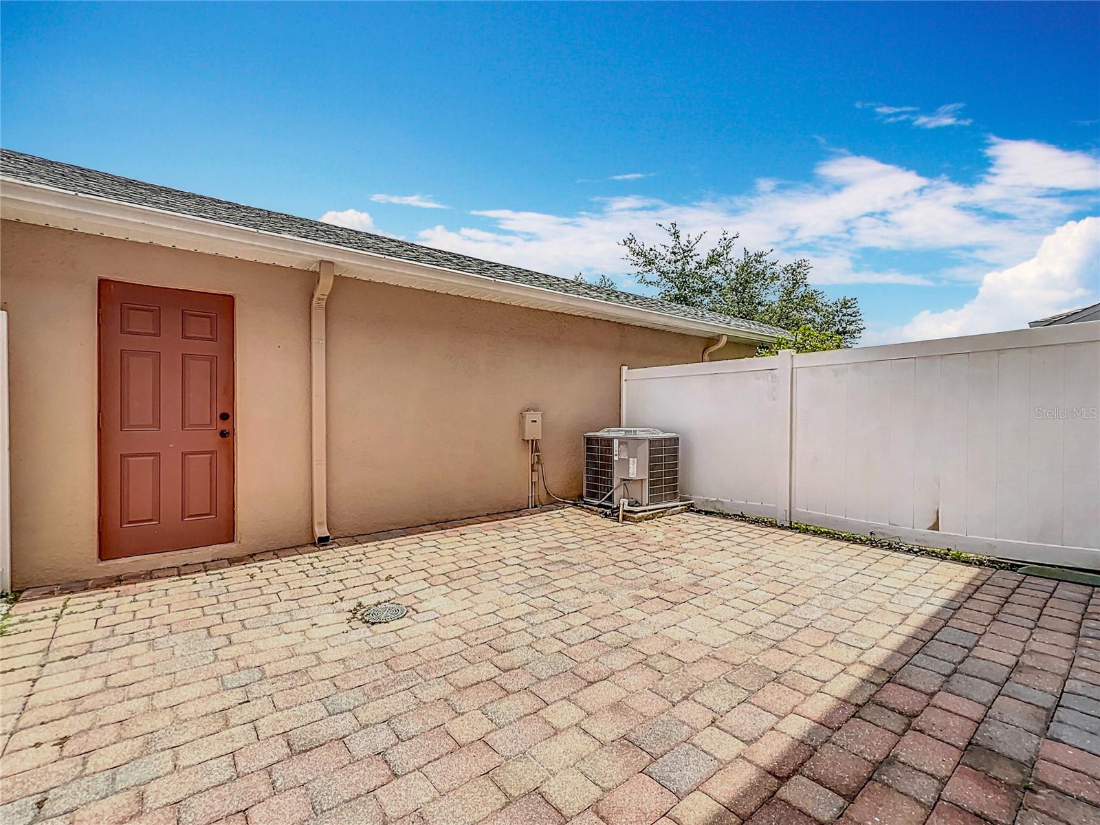 Image 36 of 97 For 16724 Cedar Crest Drive