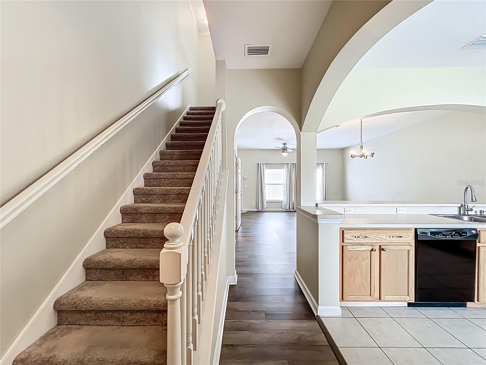 Image 5 of 97 For 16724 Cedar Crest Drive