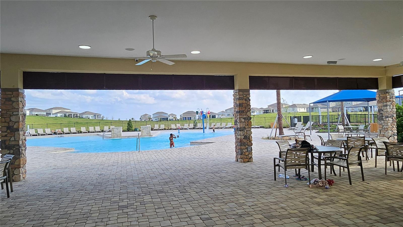 Image 33 of 43 For 7831 Syracuse Drive
