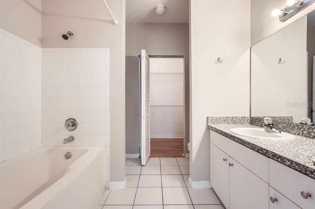 Image 8 of 11 For 6340 Raleigh Street 1002