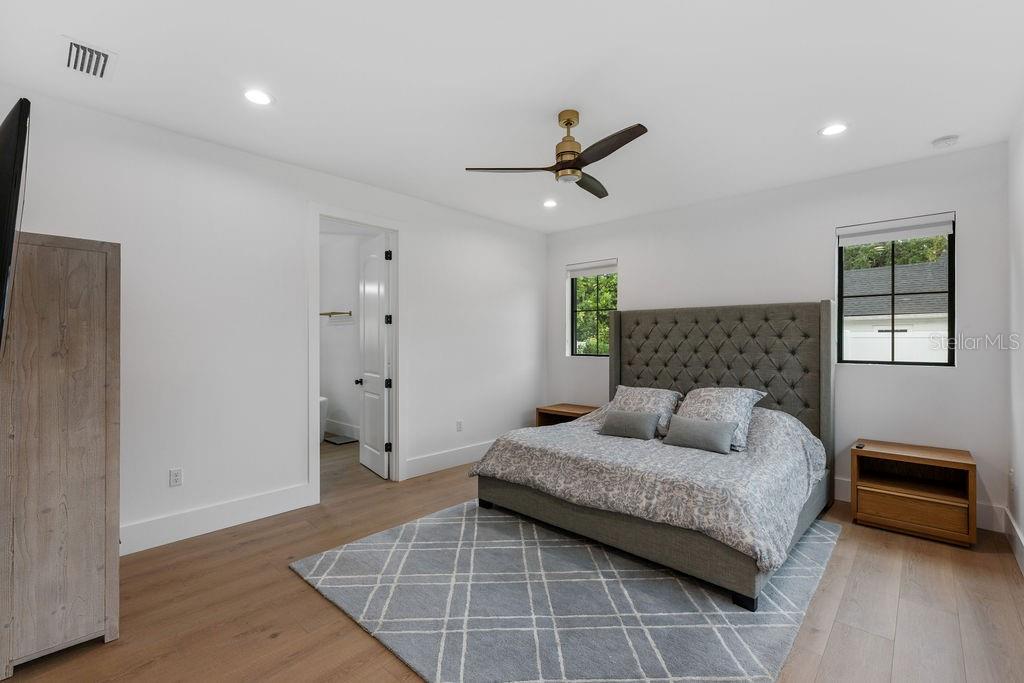 Image 11 of 23 For 5237 Haverill Drive