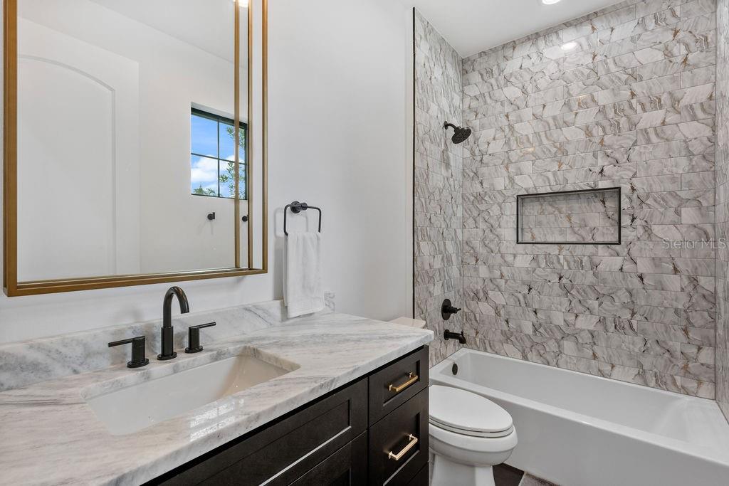 Image 17 of 23 For 5237 Haverill Drive