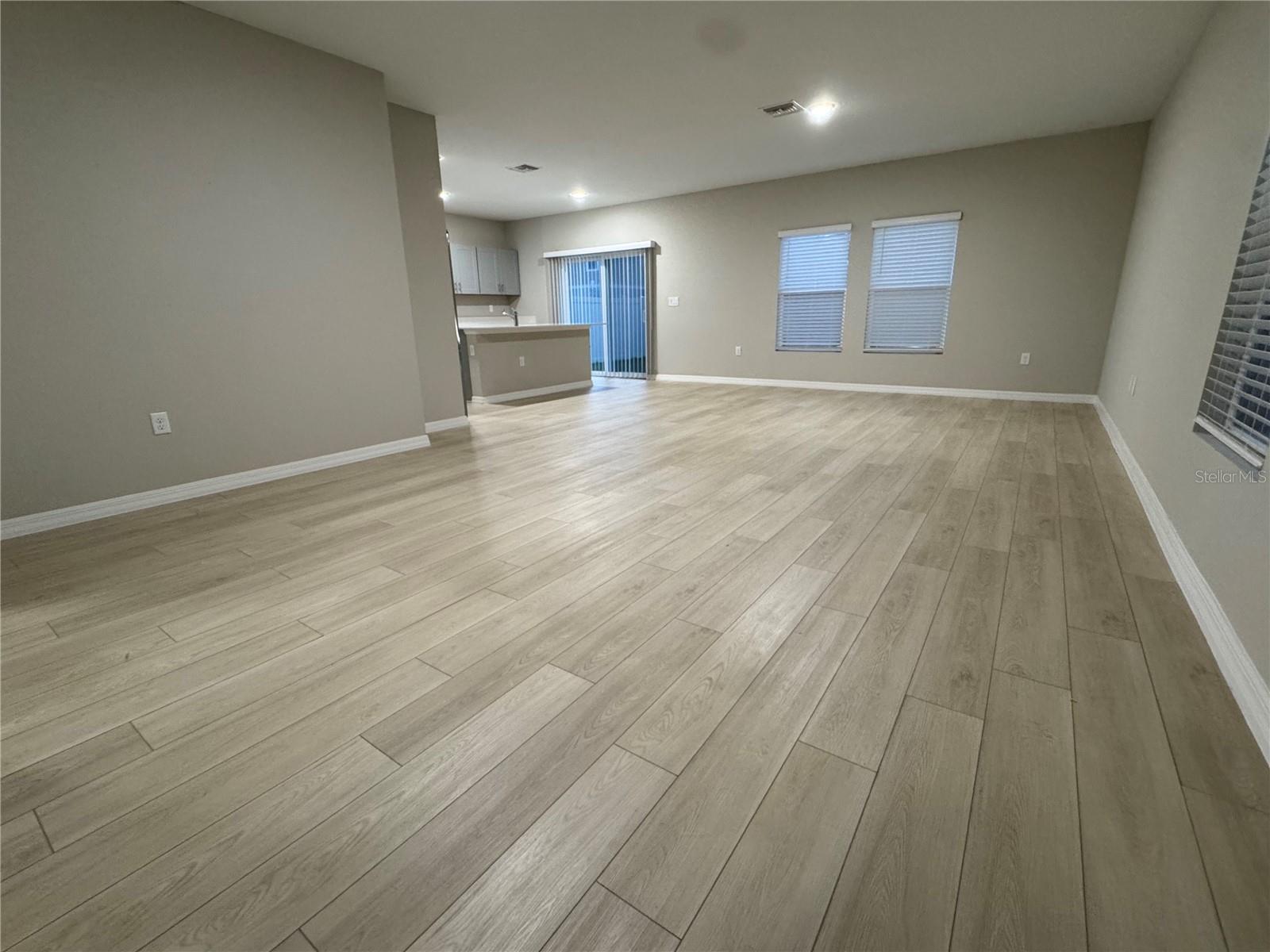 Image 4 of 21 For 5024 Starboard Street