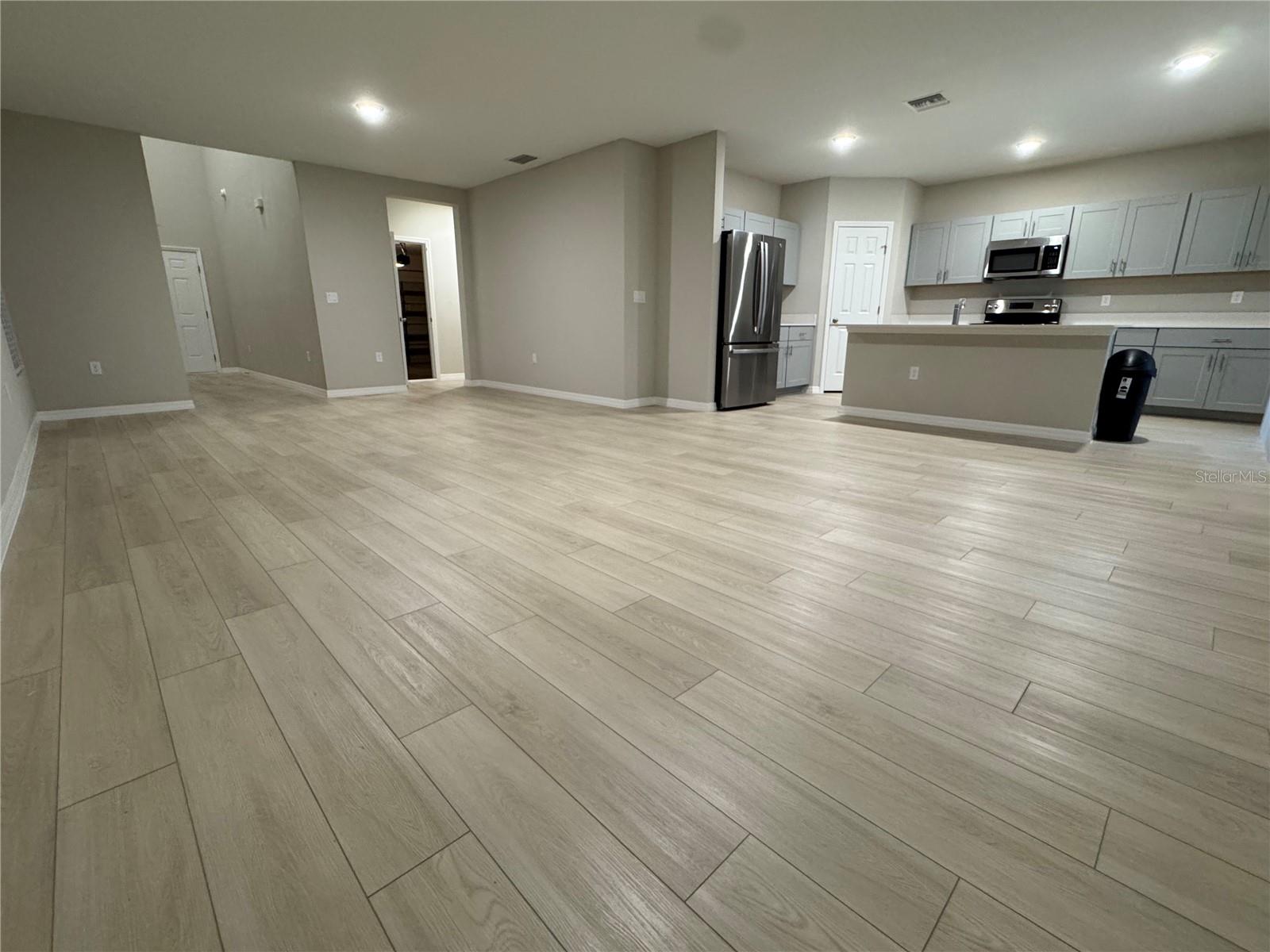 Image 5 of 21 For 5024 Starboard Street