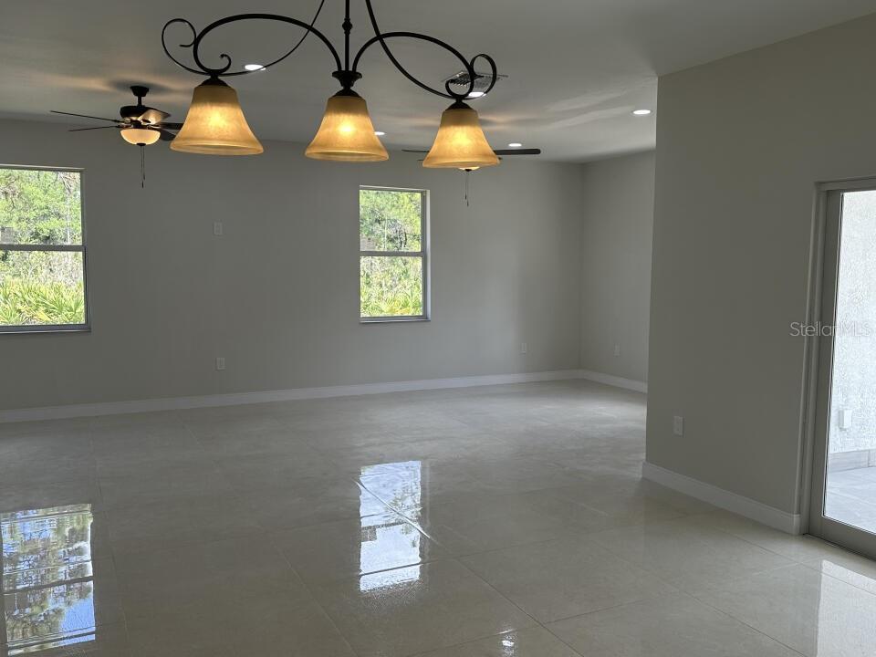 Image 10 of 27 For 3391 Orchid Drive