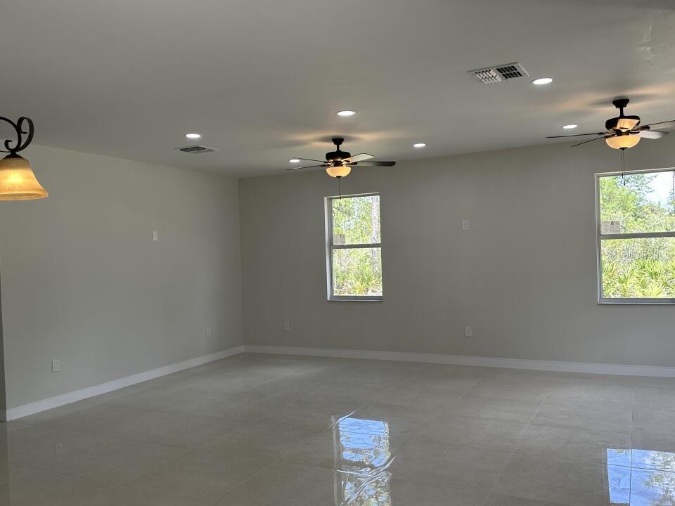 Image 11 of 27 For 3391 Orchid Drive