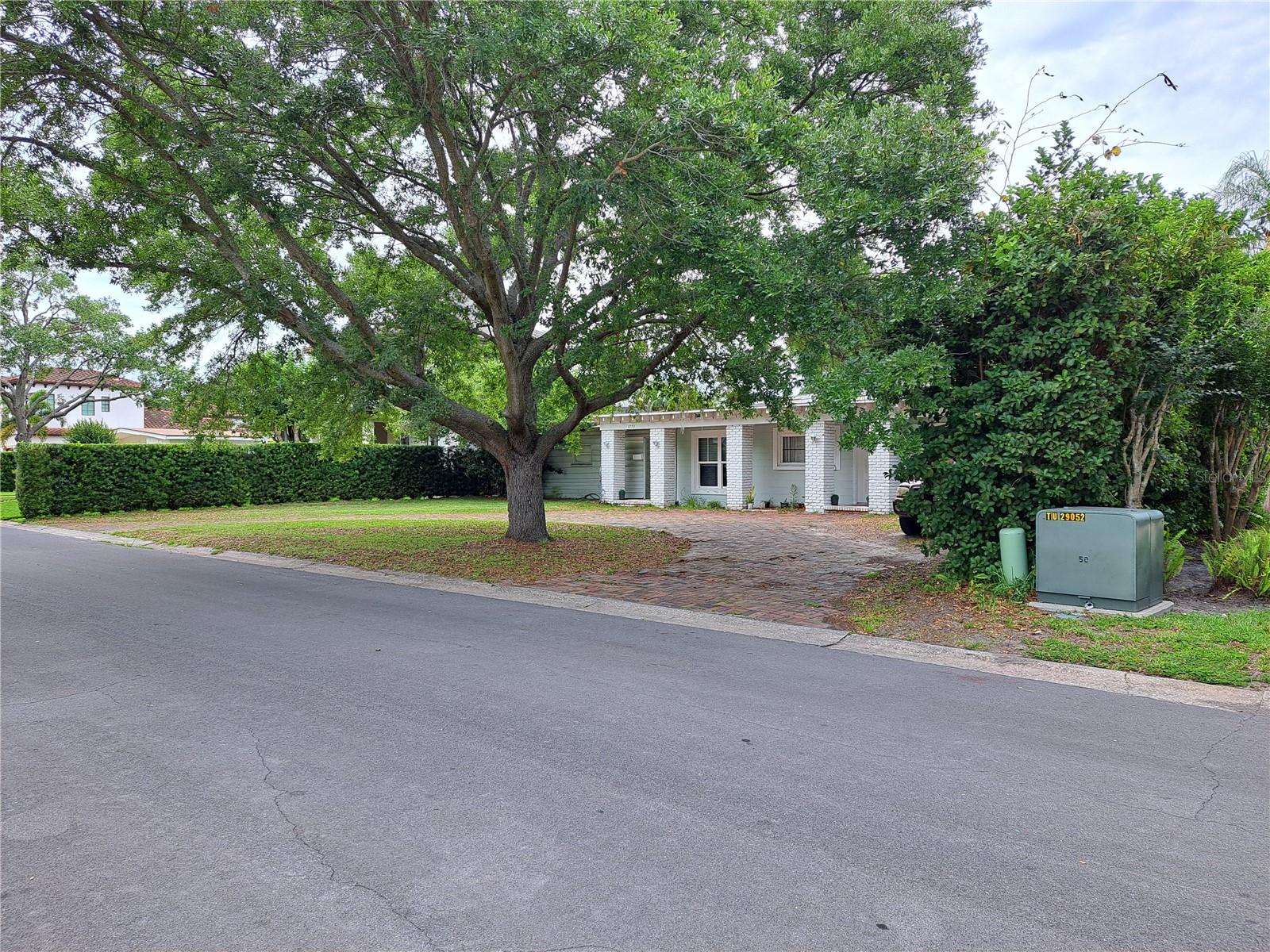 Image 4 of 4 For 1773 Walnut Avenue