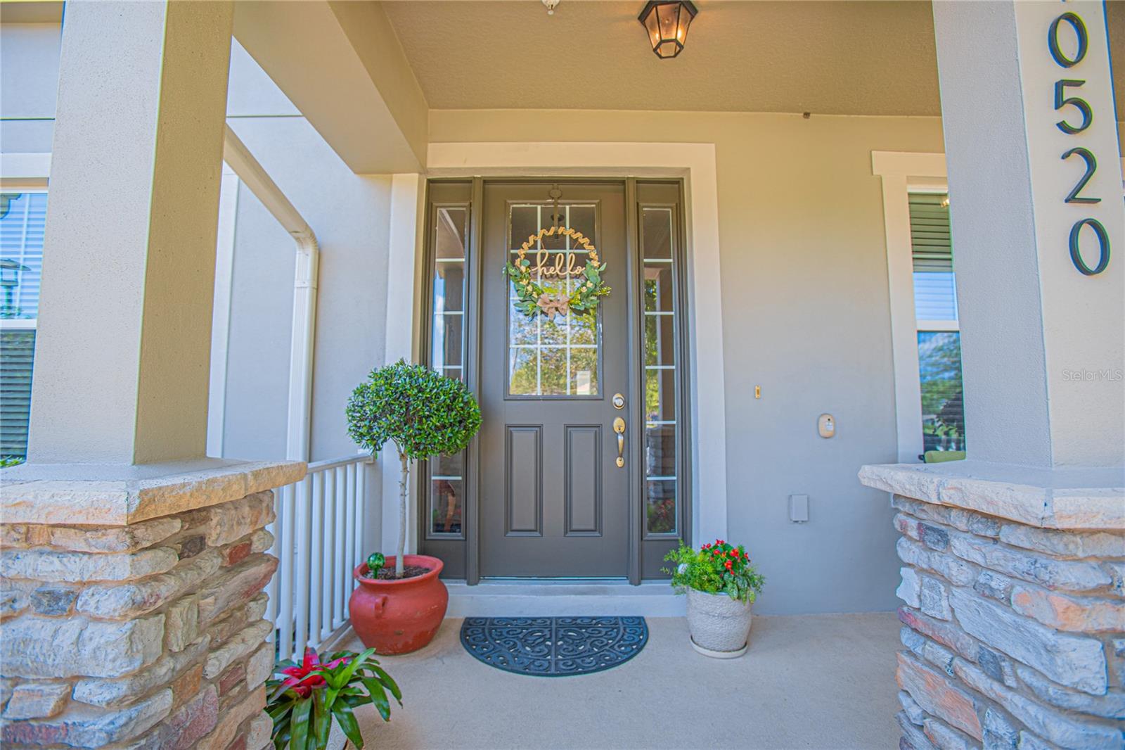 Image 2 of 41 For 10520 Burrows Street