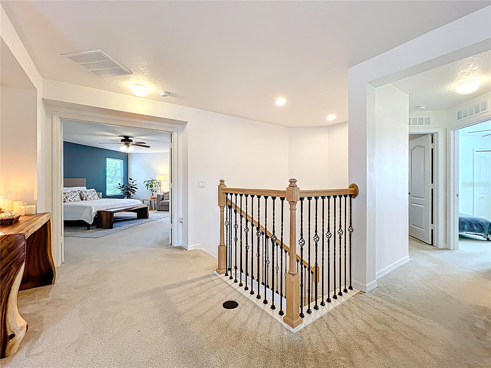 Image 21 of 41 For 11868 Thatcher Avenue