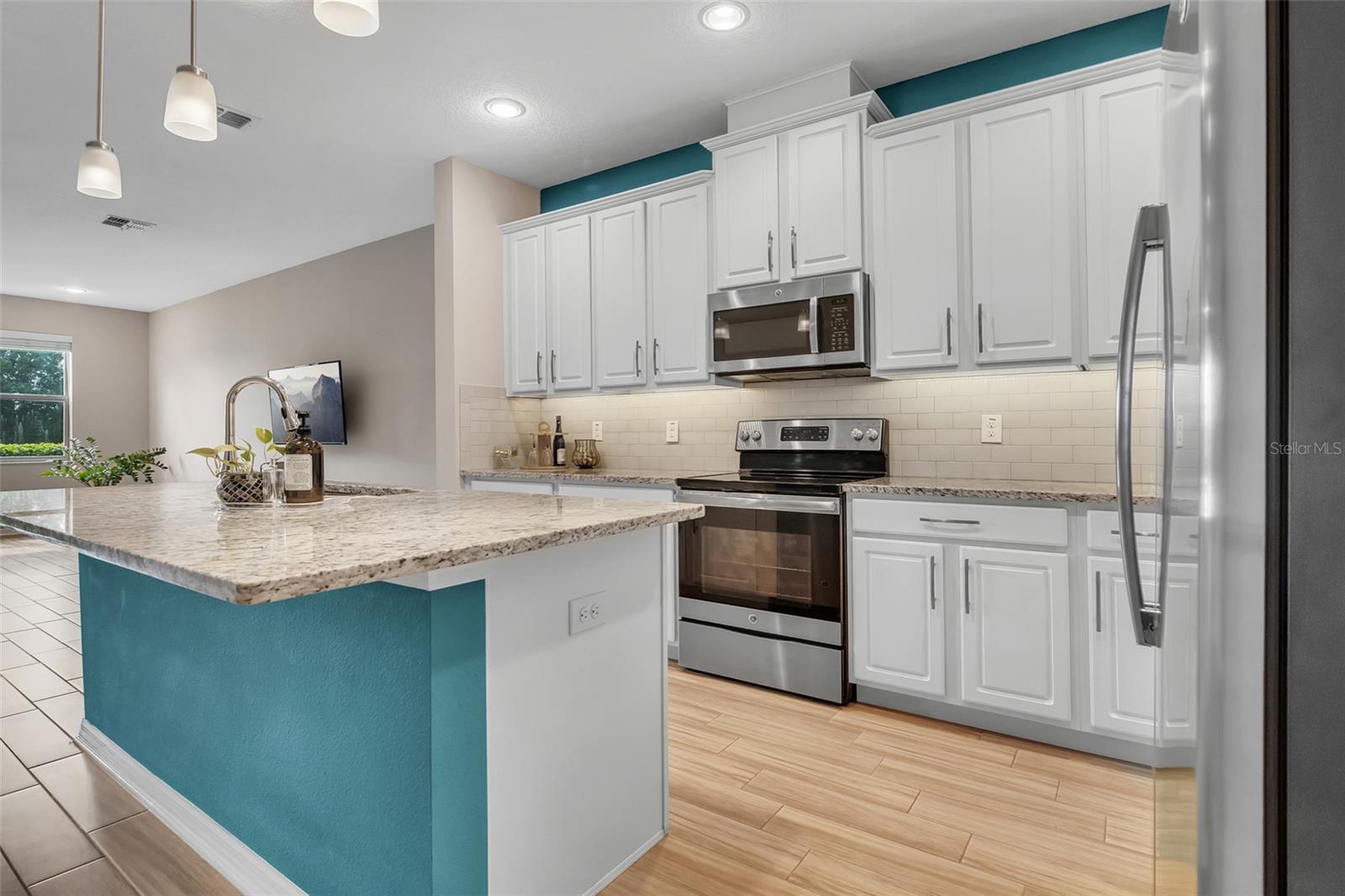 Image 11 of 36 For 2936 Econ Landing Boulevard