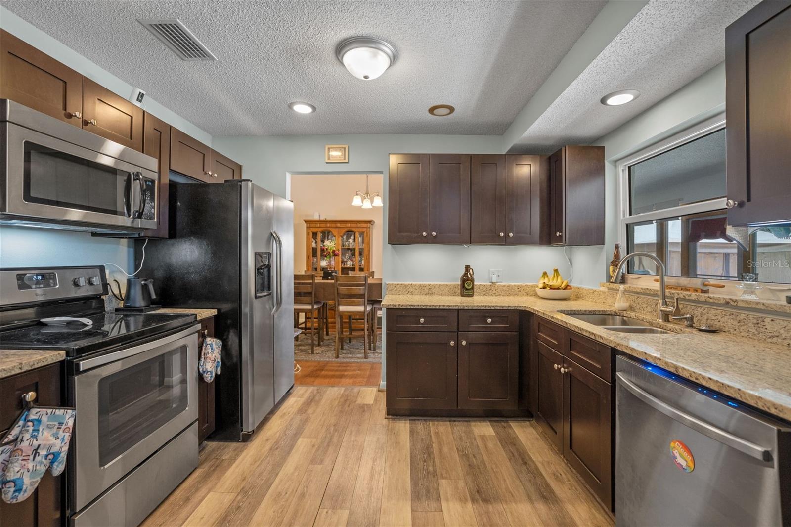Image 13 of 38 For 3362 Partridge Street