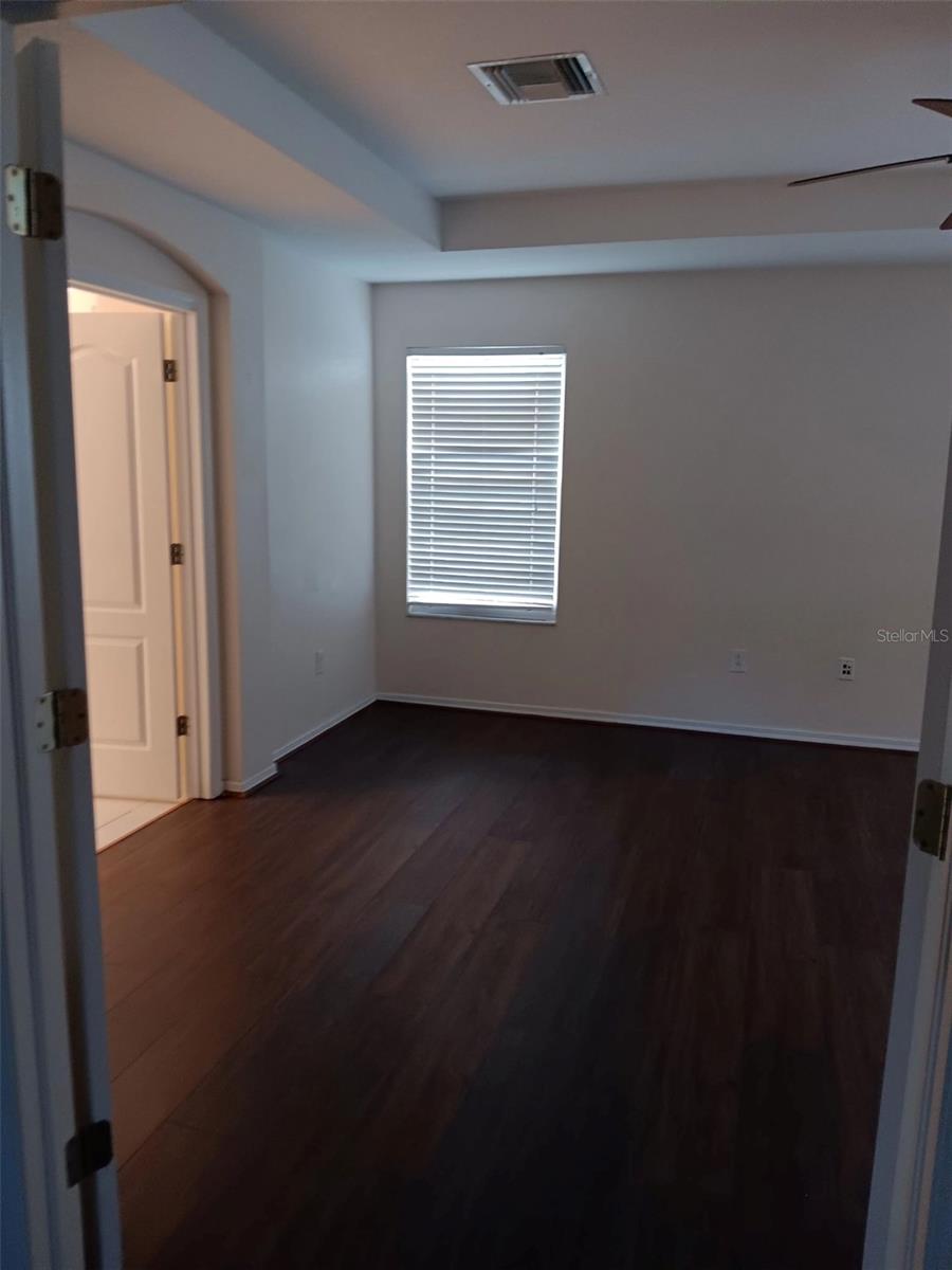 Image 37 of 43 For 10415 Lucaya Drive