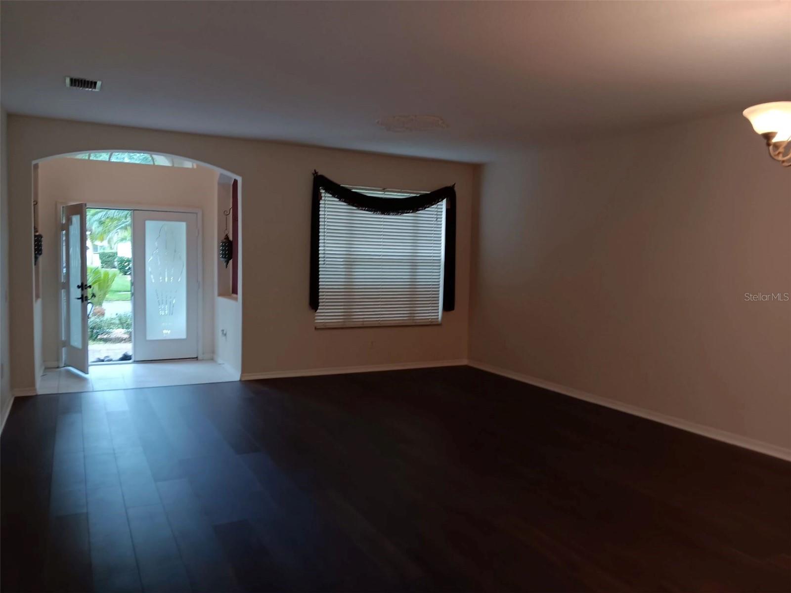 Image 7 of 43 For 10415 Lucaya Drive