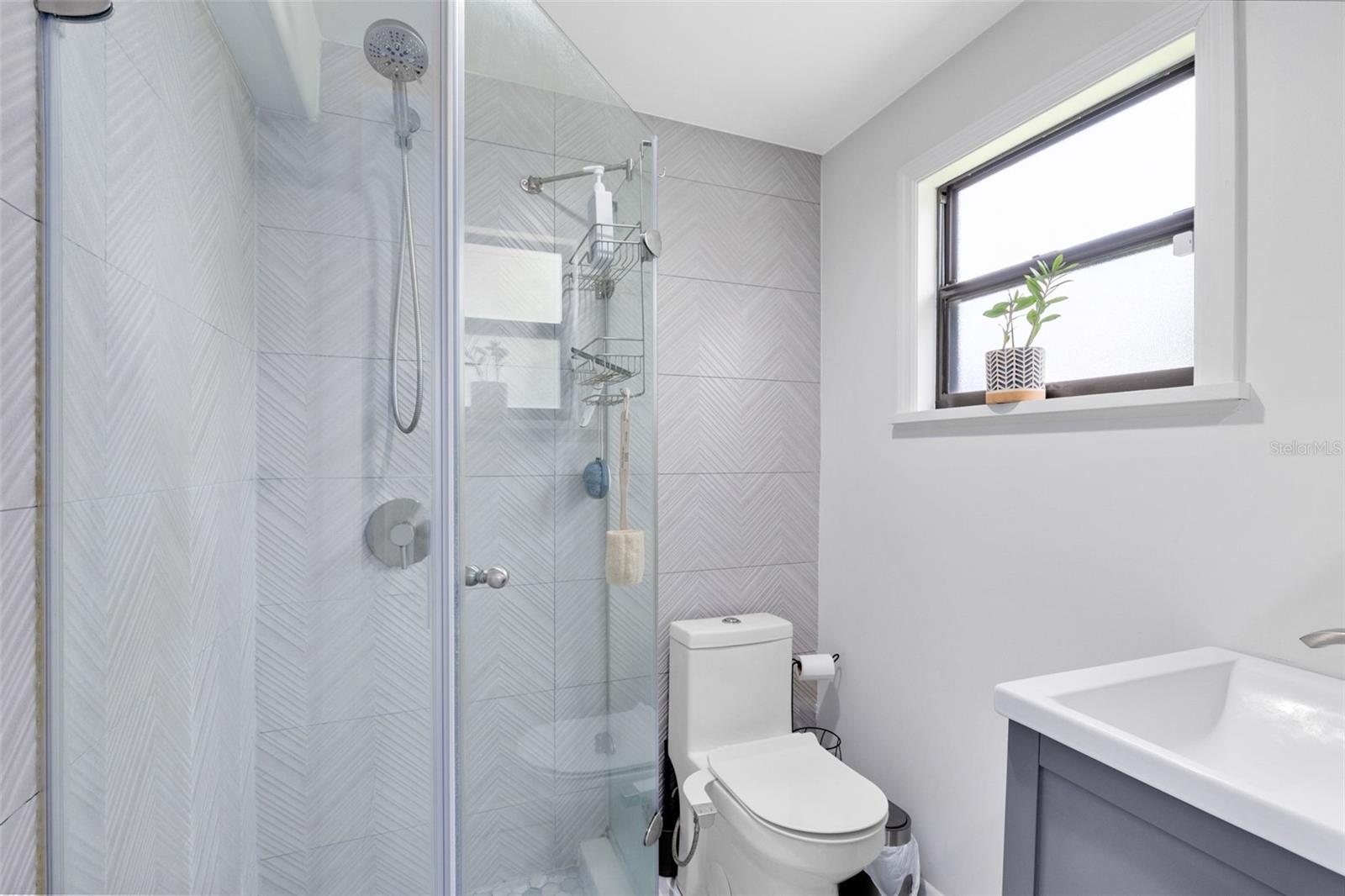 Image 21 of 30 For 5384 Barton Drive