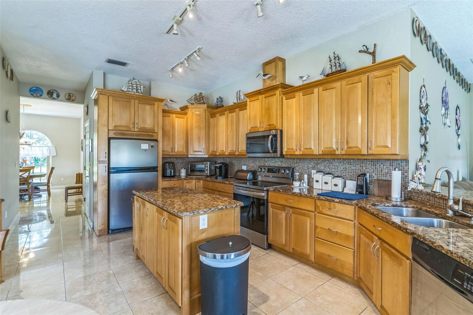 Image 10 of 31 For 34239 Woodridge Lane
