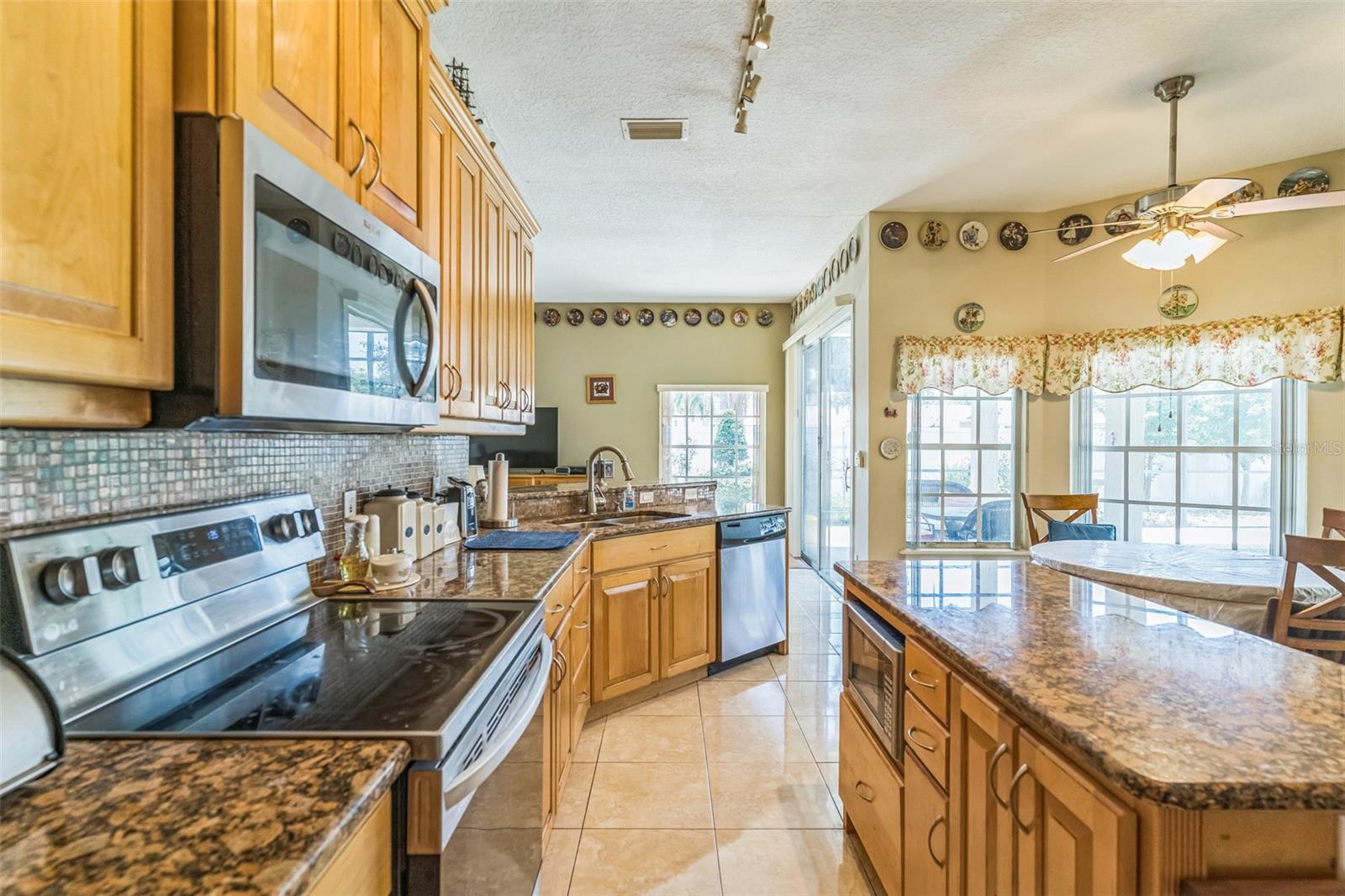 Image 11 of 31 For 34239 Woodridge Lane