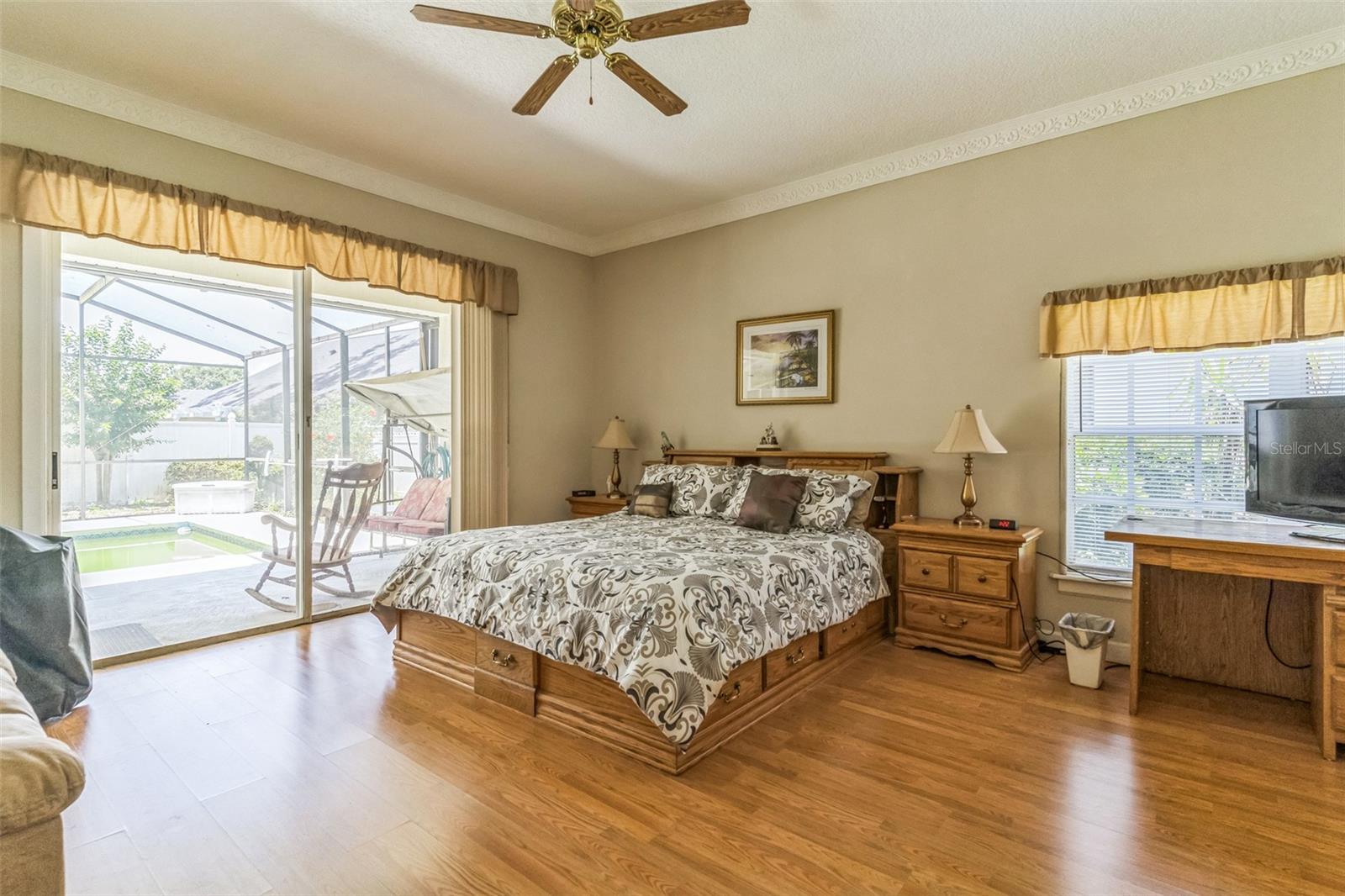 Image 19 of 31 For 34239 Woodridge Lane