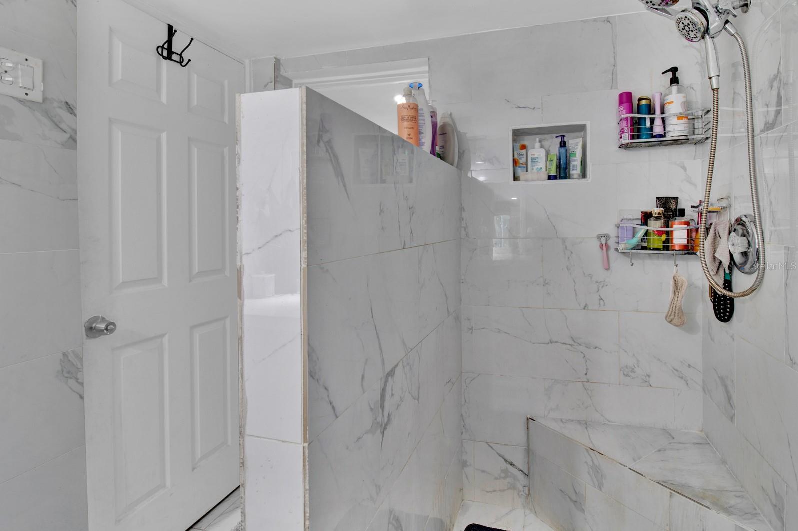 Image 11 of 20 For 1216 Floral Way