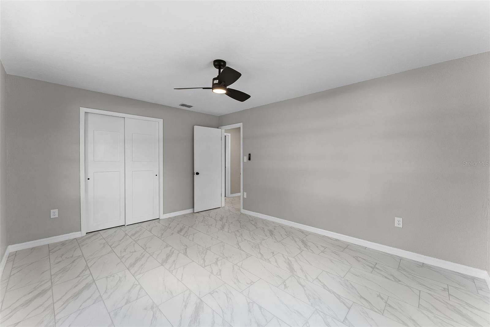 Image 14 of 30 For 410 Seminole Avenue