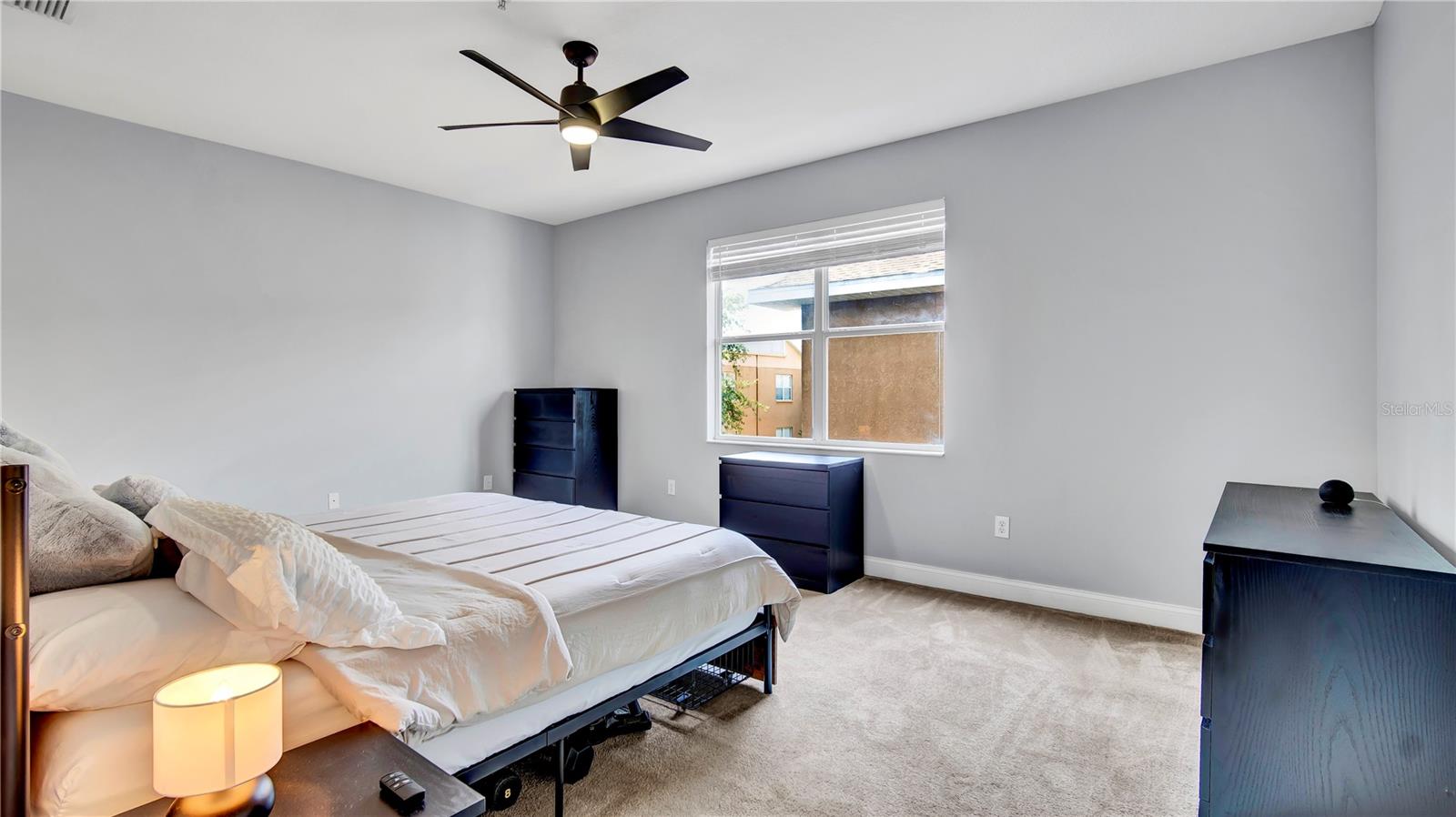 Image 16 of 41 For 5016 Lancaster Street 00
