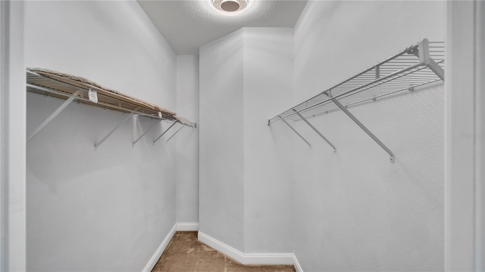 Image 19 of 41 For 5016 Lancaster Street 00