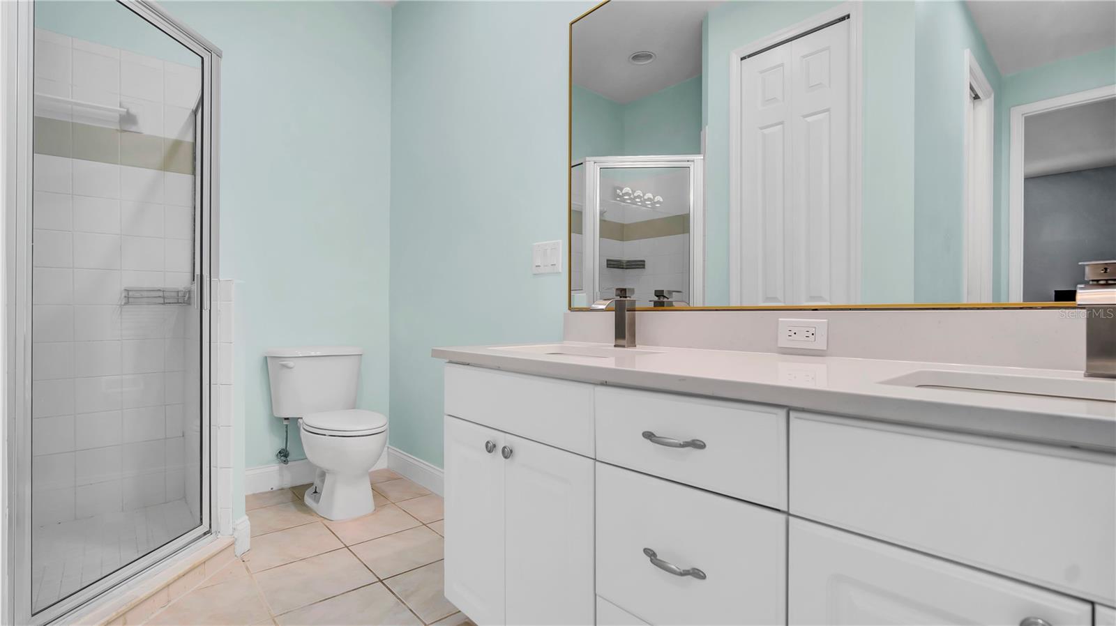 Image 22 of 41 For 5016 Lancaster Street 00