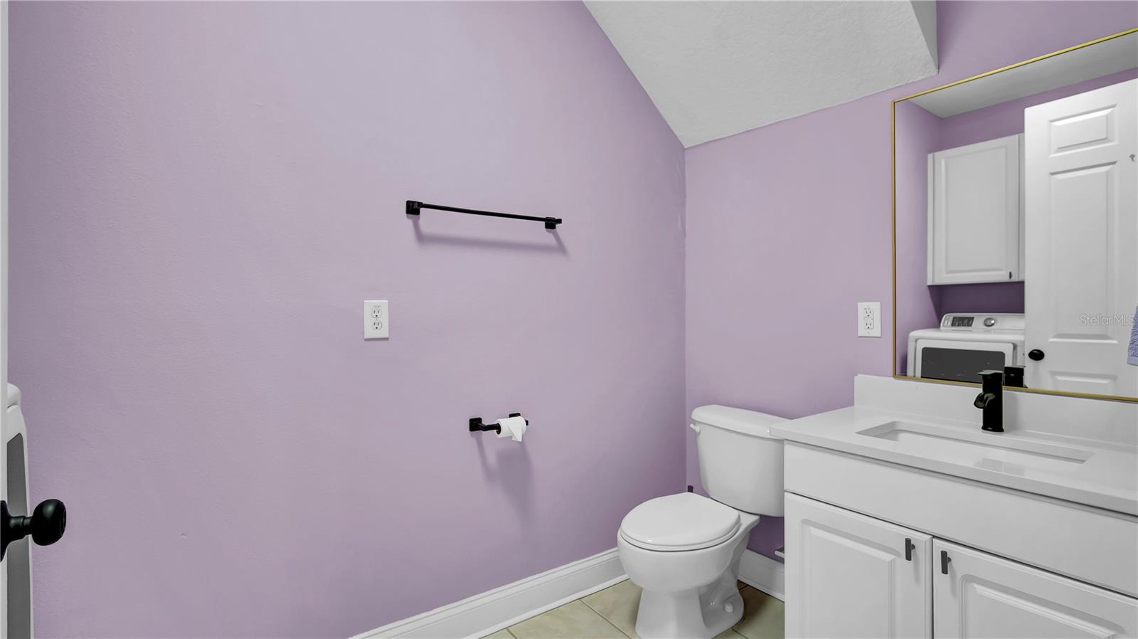 Image 32 of 41 For 5016 Lancaster Street 00
