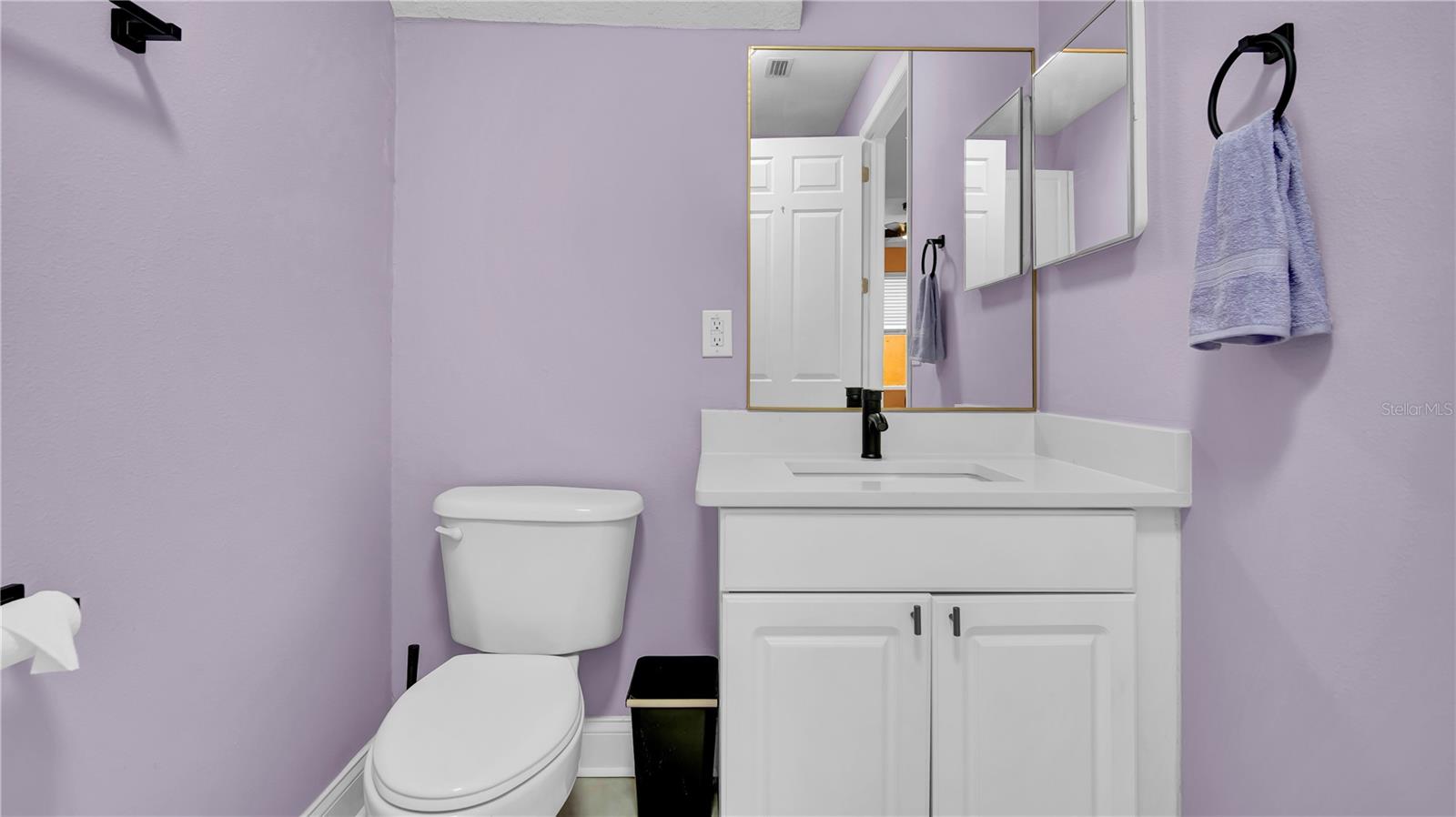 Image 33 of 41 For 5016 Lancaster Street 00