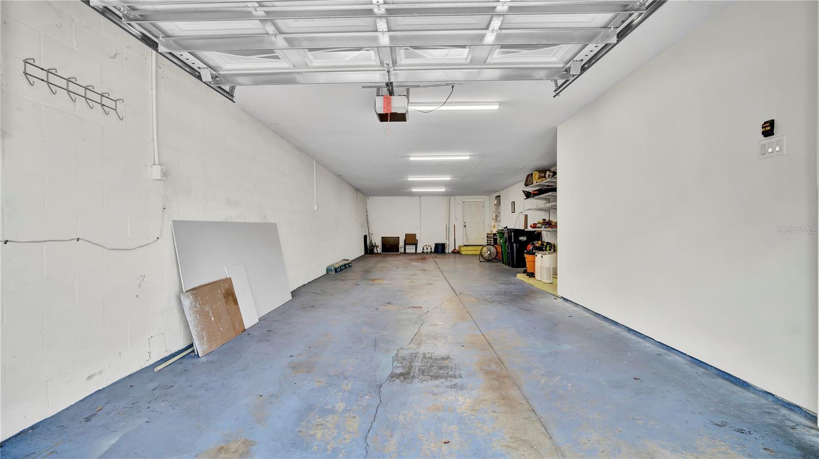 Image 36 of 41 For 5016 Lancaster Street 00