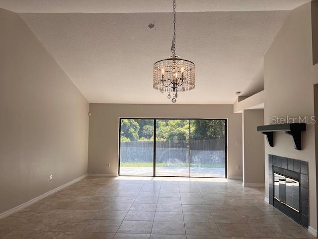 Image 13 of 24 For 660 Holbrook Circle