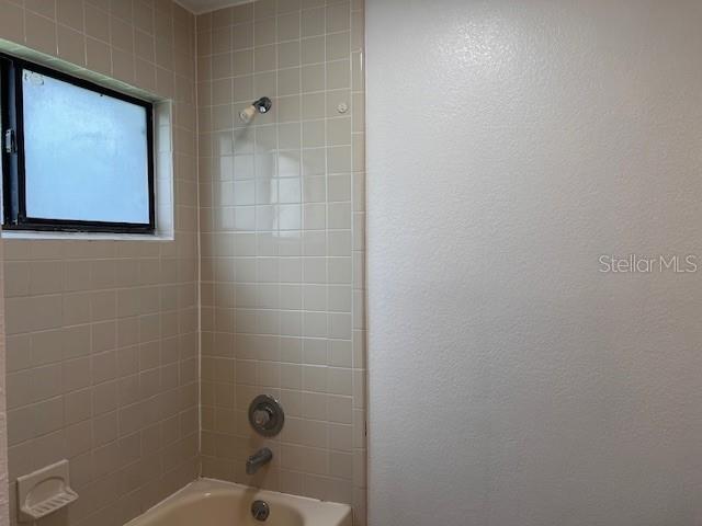 Image 20 of 24 For 660 Holbrook Circle