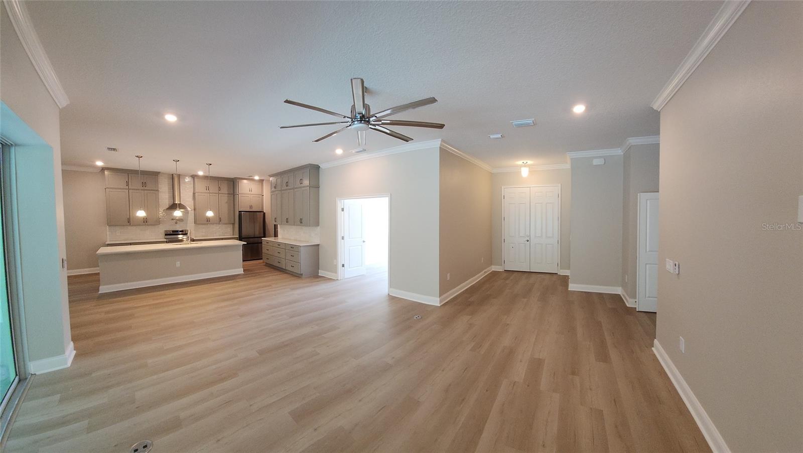 Image 4 of 34 For 160 Steeplechase Circle