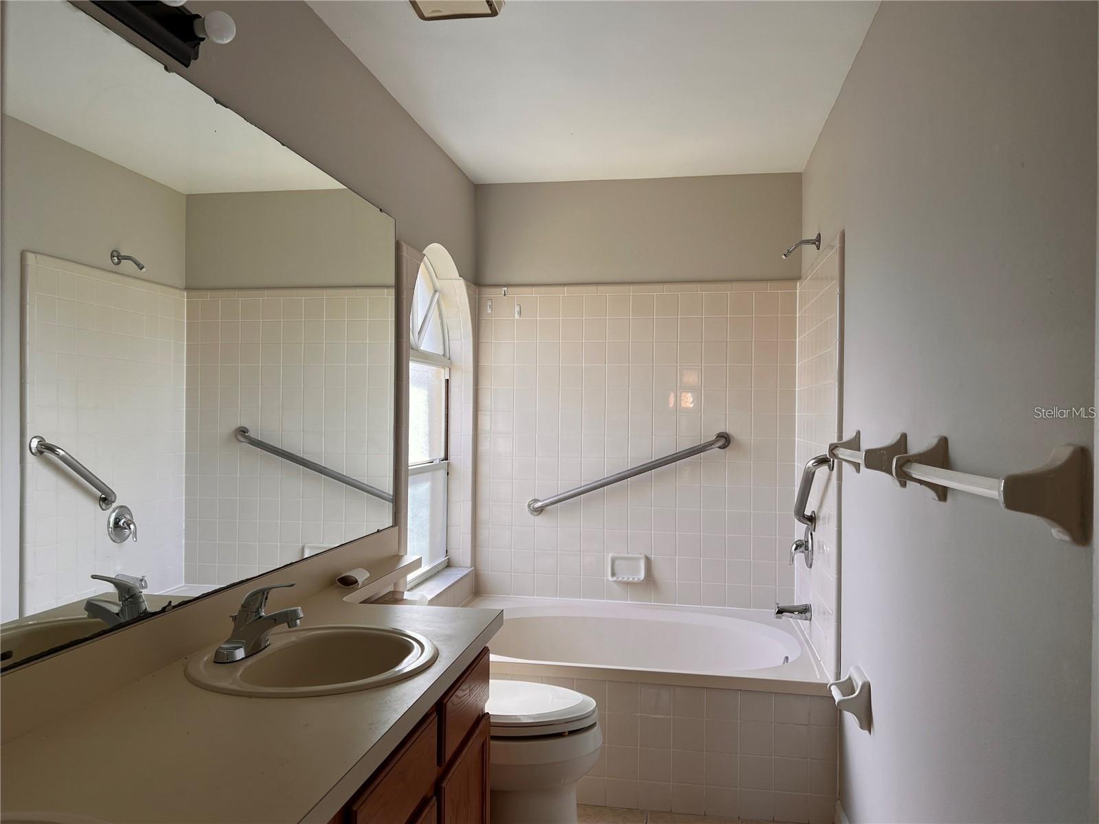 Image 6 of 16 For 8013 Gamboge Court