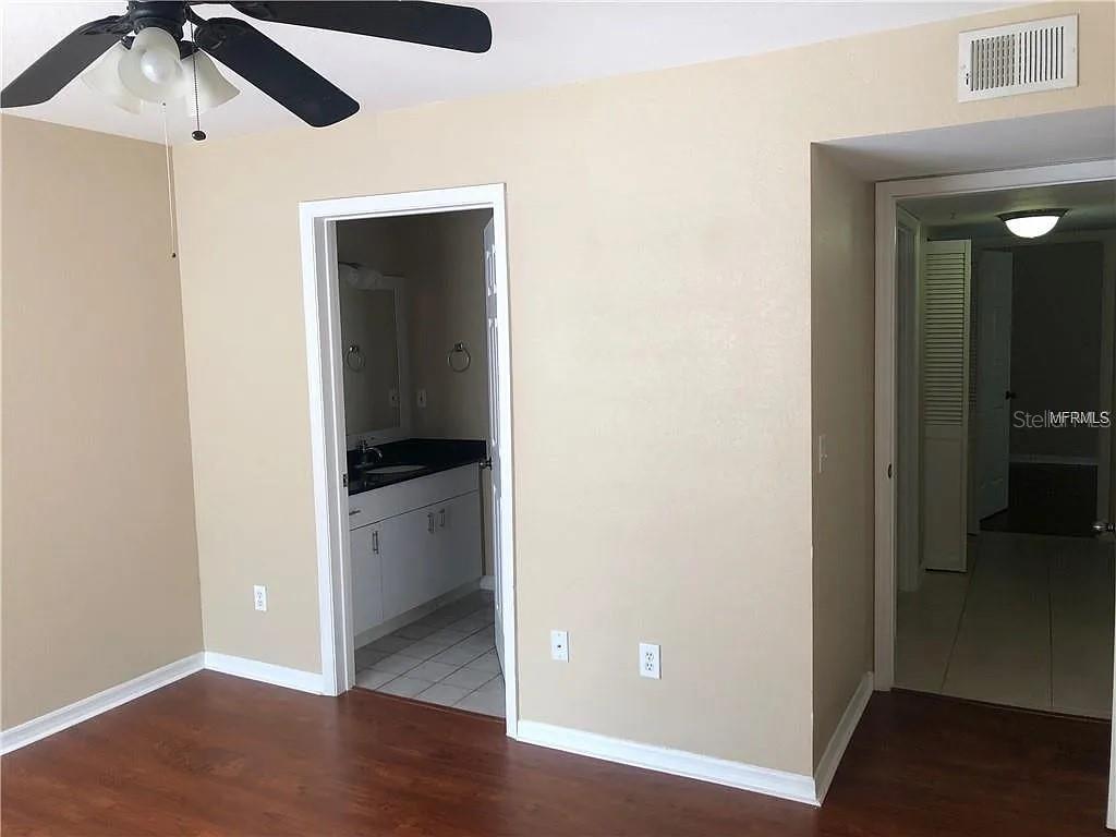 Image 12 of 21 For 6308 Raleigh Street 313