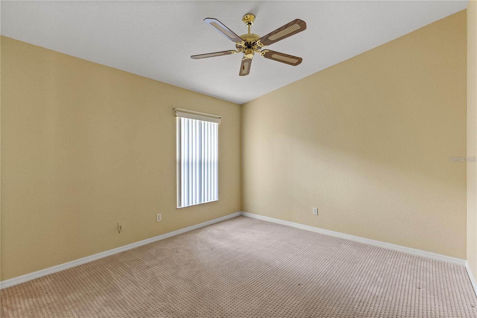 Image 23 of 31 For 3915 Fonsica Avenue