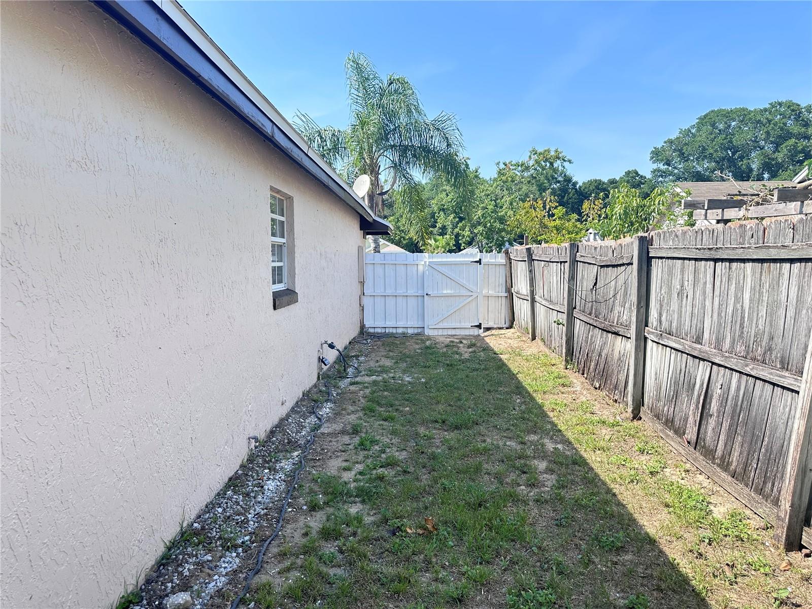 Image 17 of 18 For 6554 Meritmoor Circle