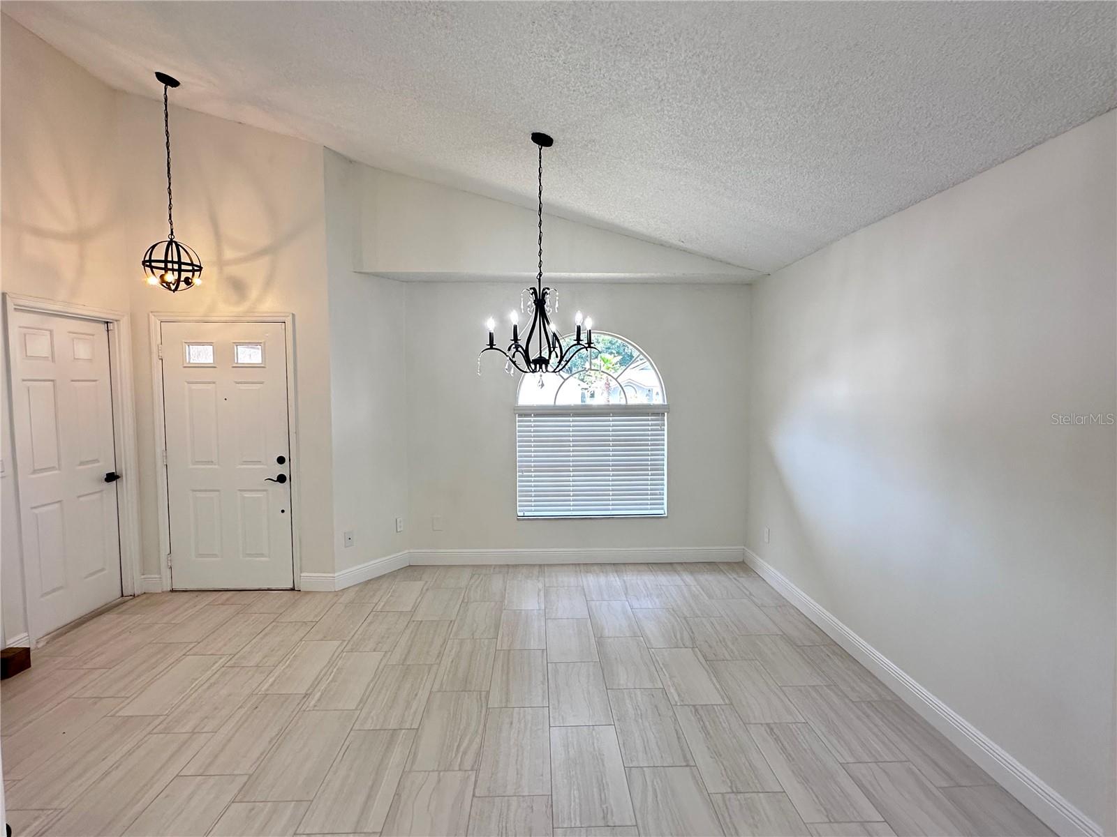 Image 3 of 18 For 6554 Meritmoor Circle