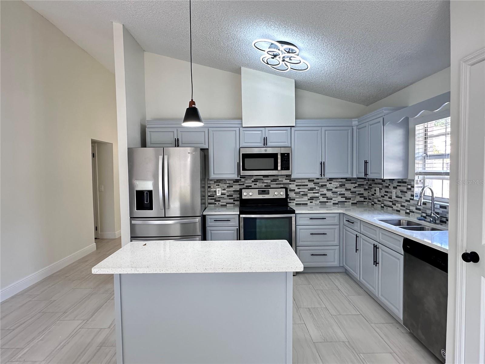 Image 6 of 18 For 6554 Meritmoor Circle