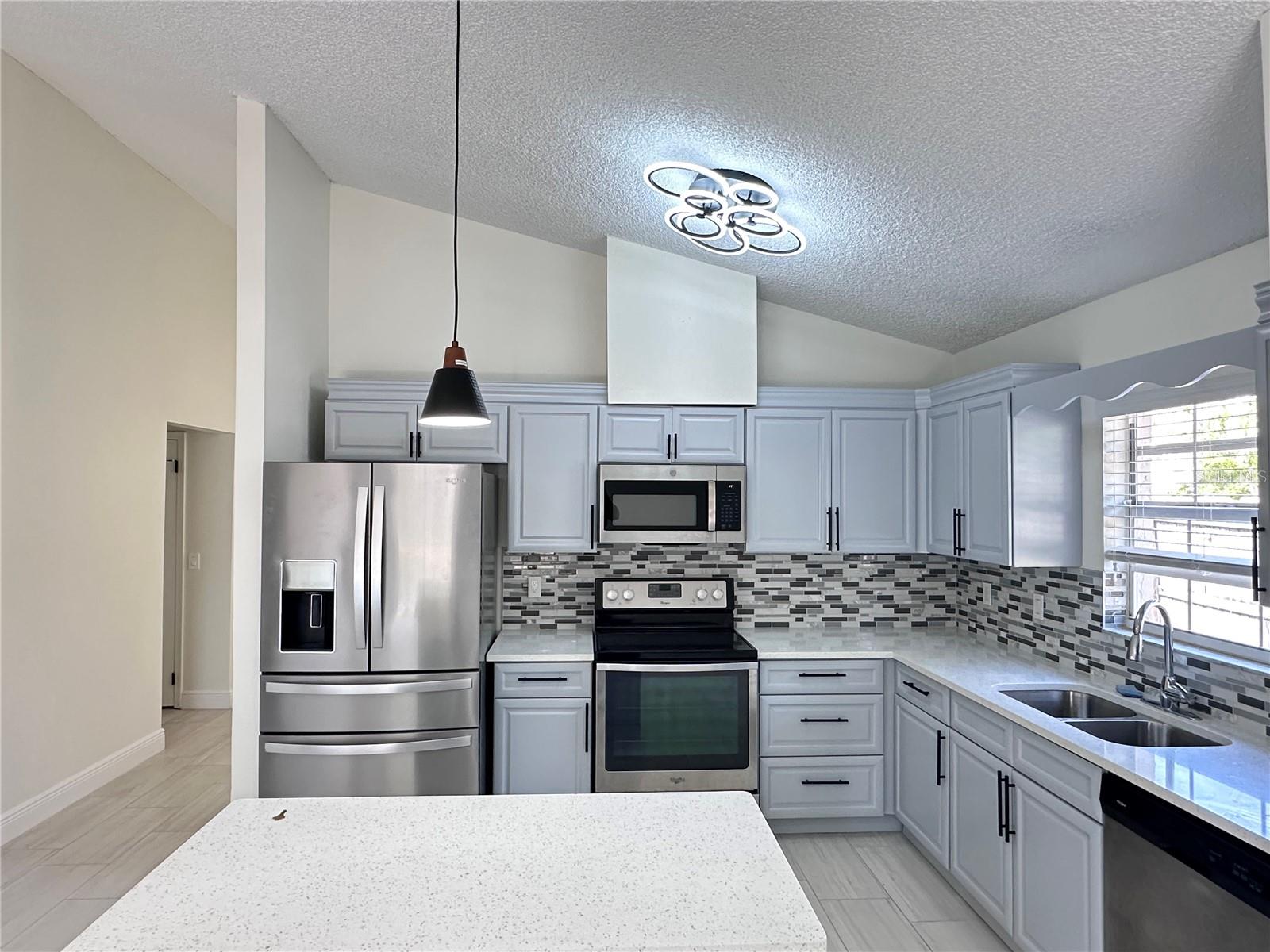 Image 8 of 18 For 6554 Meritmoor Circle