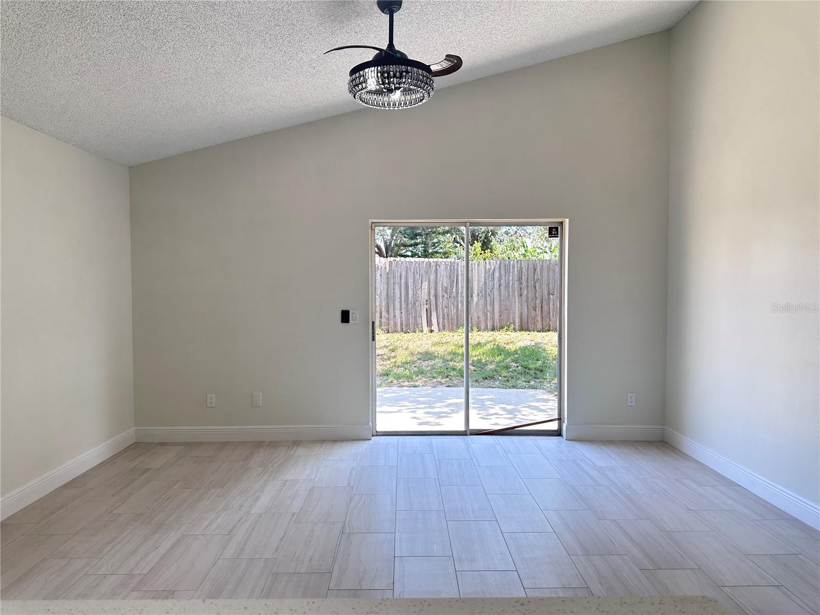 Image 9 of 18 For 6554 Meritmoor Circle