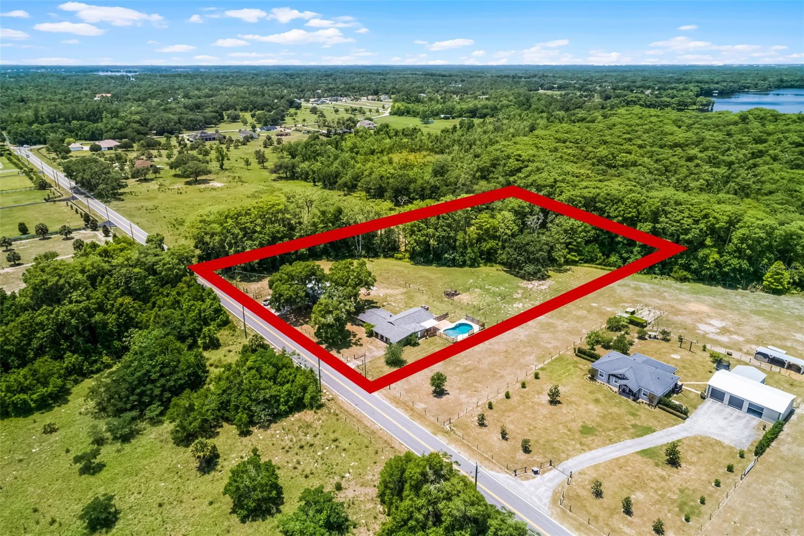 Image 9 of 22 For 1508 Lake Mills Road